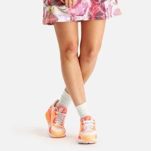 Neon Nike Air Max Lunar 90